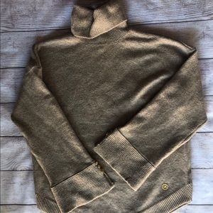 Michael Kors turtleneck sweater size medium
